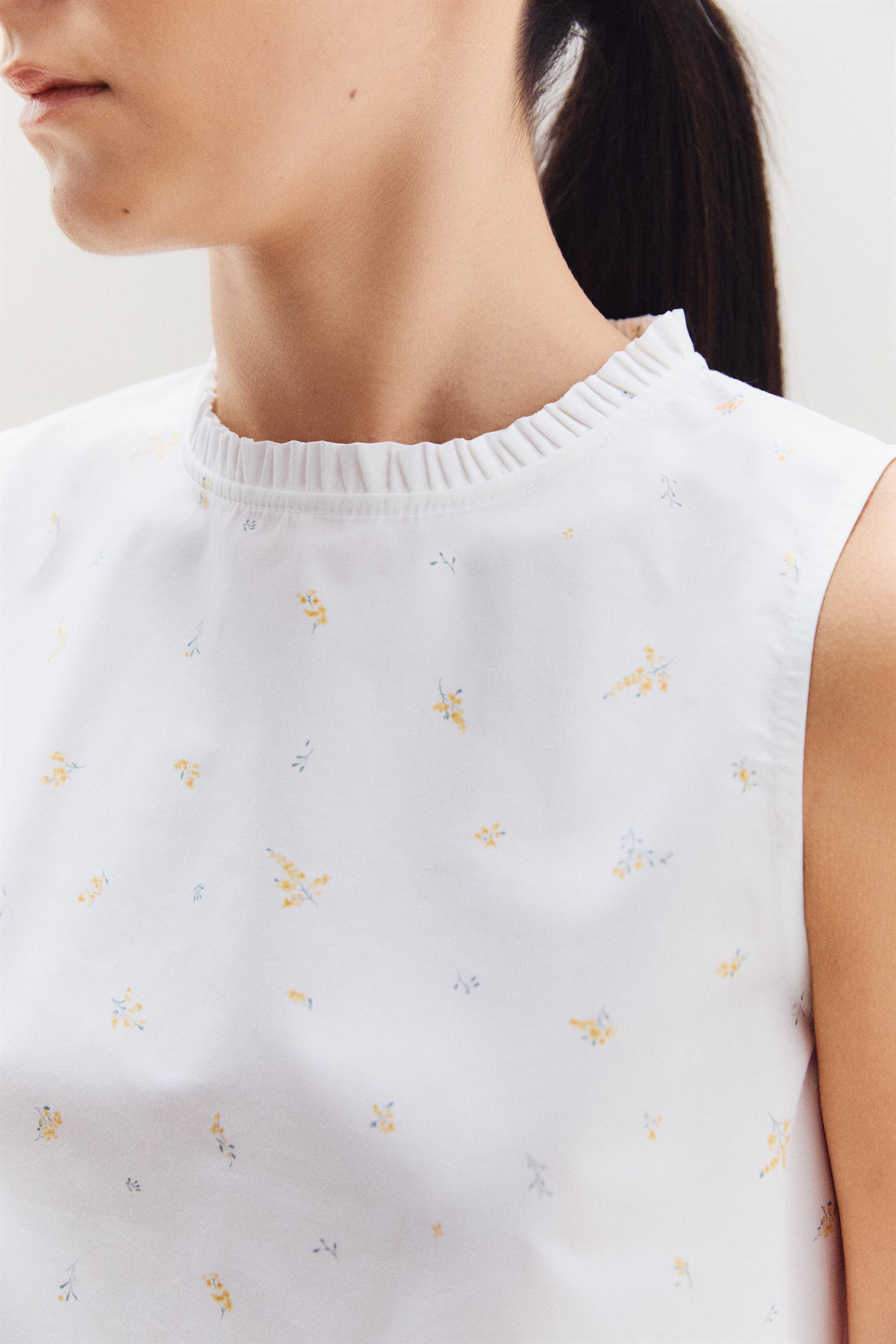 FLORAL TOP